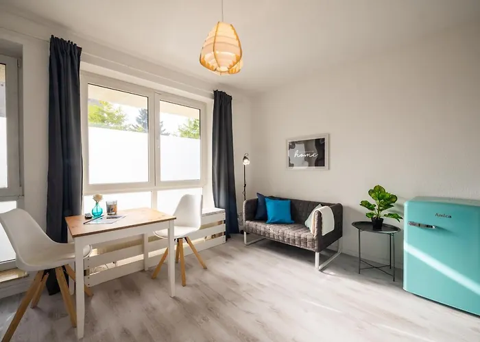 Moderne Eg-Wohnung In Sudenburg Mit Parkplatz, Top Anbindung